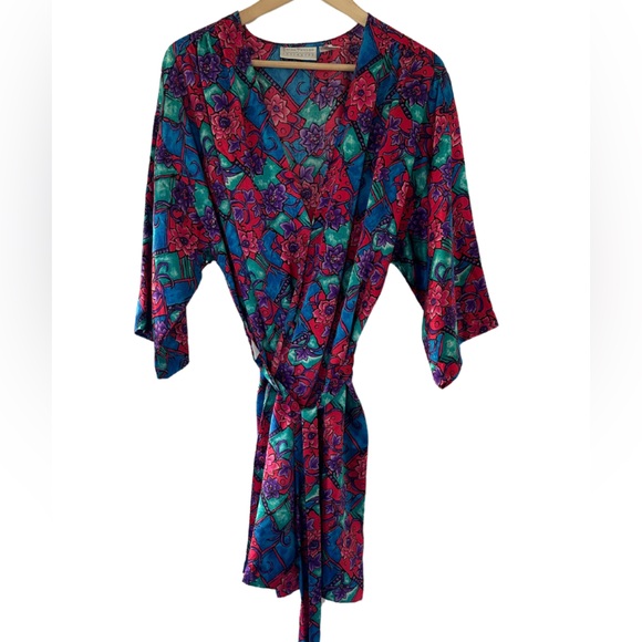 Erika Taylor Other - vintage ✨ Erika Taylor Intimates robe